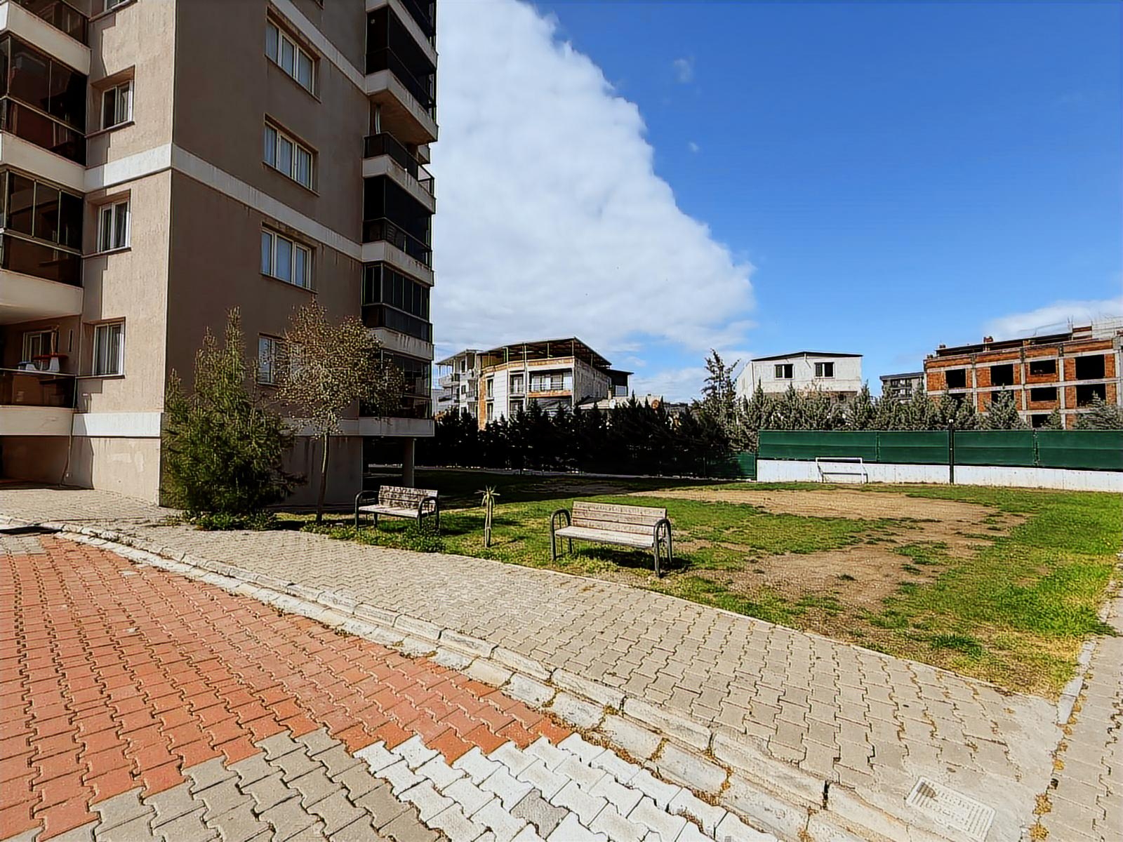 MENEMEN DURUKENT SİTESİNDE. KİRALIK LÜKS YAPI FIRSAT 3+1 DAİRE