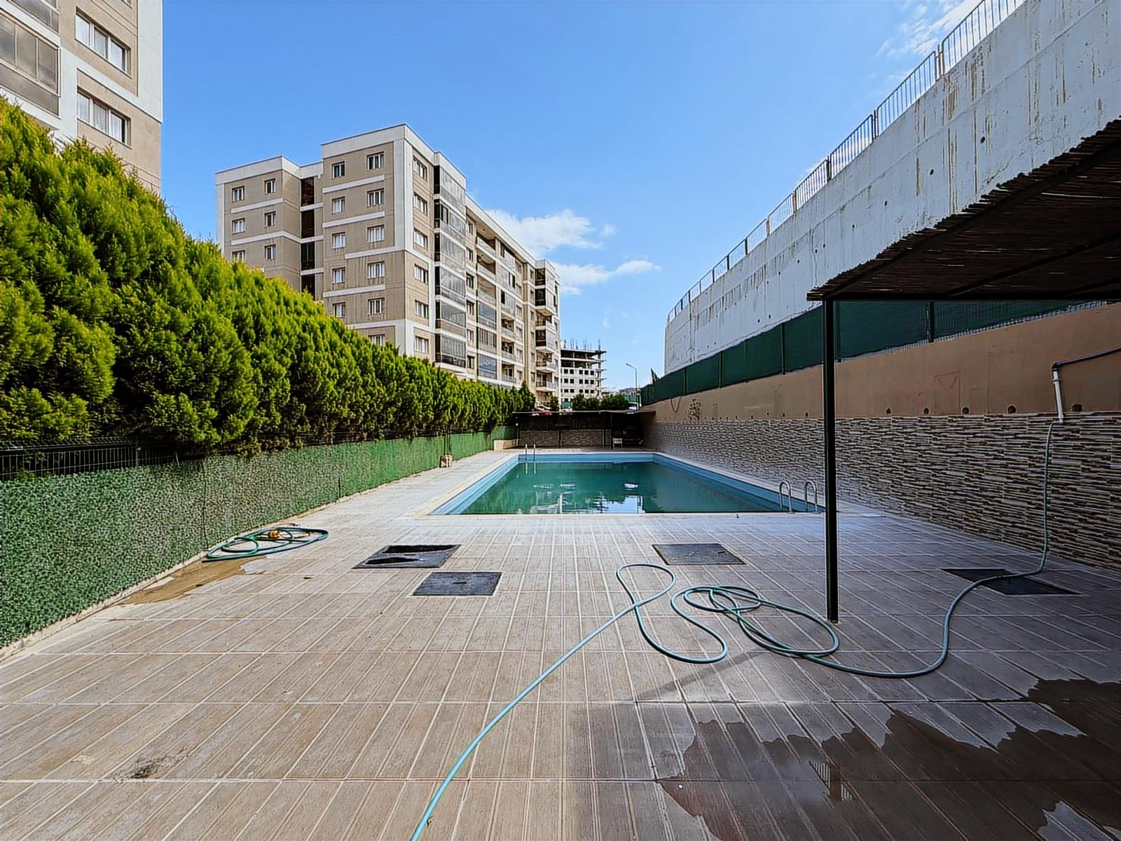MENEMEN DURUKENT SİTESİNDE. KİRALIK LÜKS YAPI FIRSAT 3+1 DAİRE