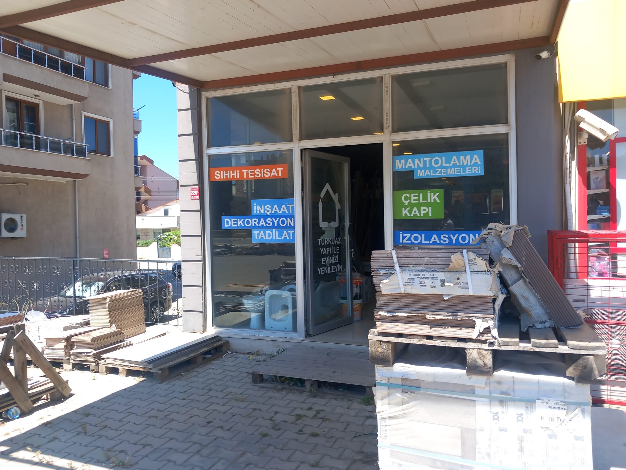 Balıkesir Burhaniyede Anayola Cepheli İş Yeri