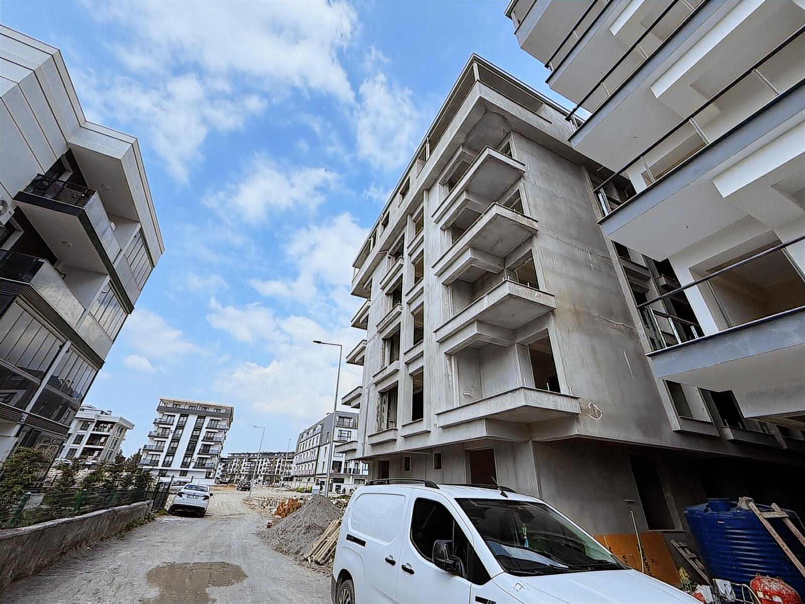 SEYREK'TE SATILIK SIFIR LÜKS YAPI FIRSAT 1+1 DAİRE