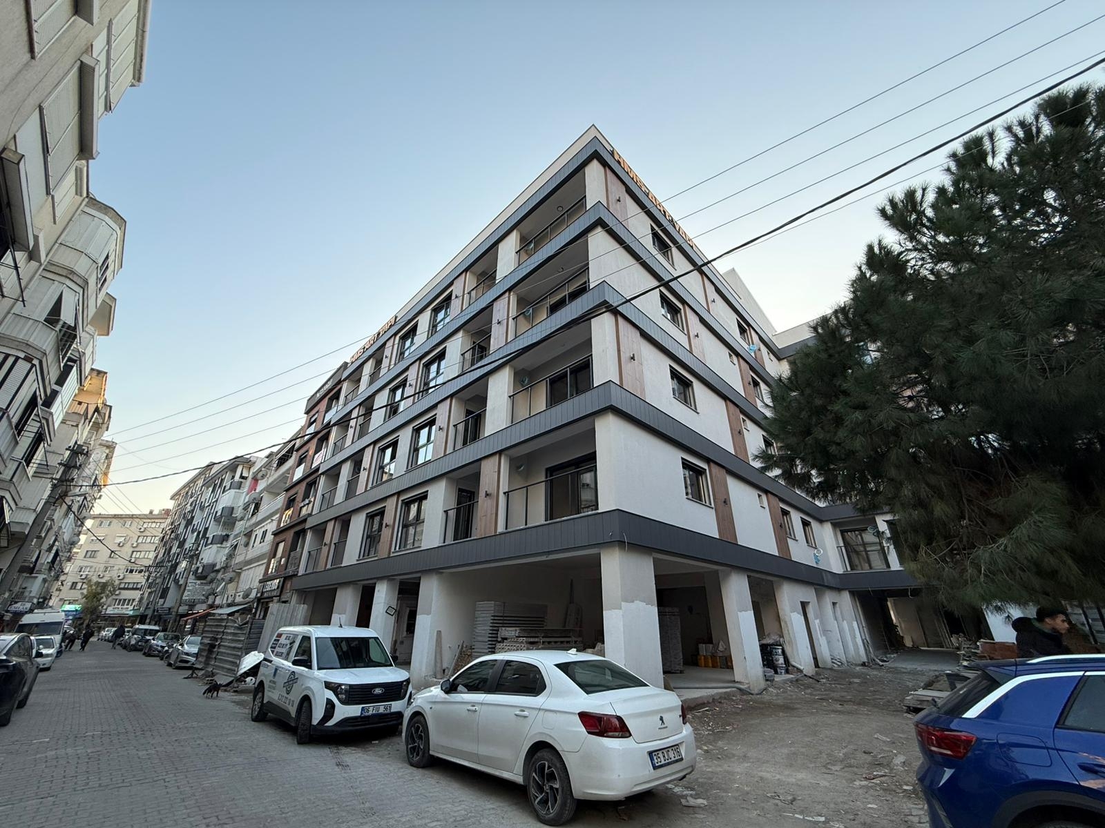 ALAYBEY BAHARİYE MAH. SATILIK LÜKS YAPI FIRSAT 2+1 DUBLEKS DAİRE