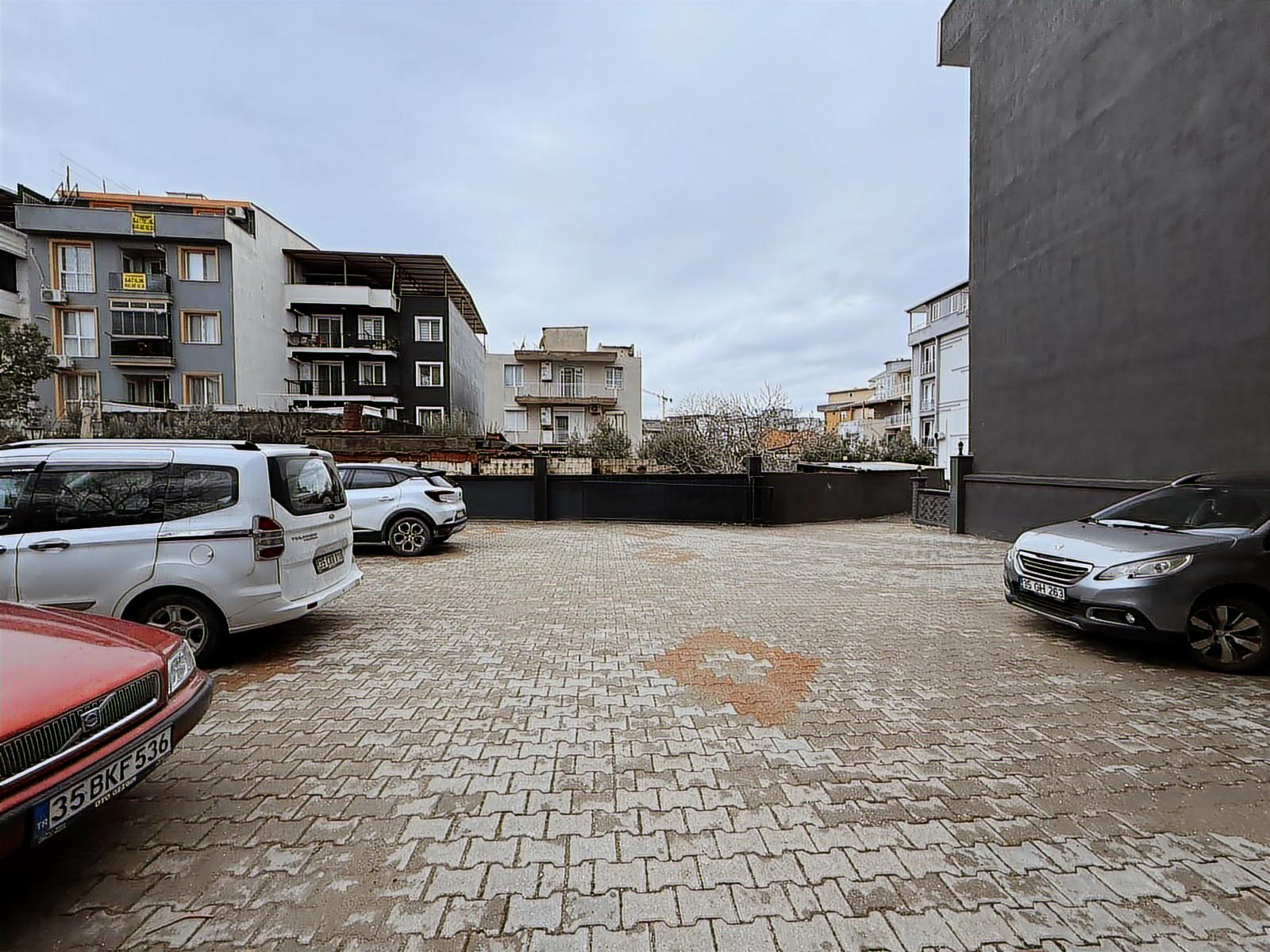 MENEMEN KOYUNDERE SATILIK LÜKS YAPI FIRSAT 4+1 DUBLEKS DAİRE