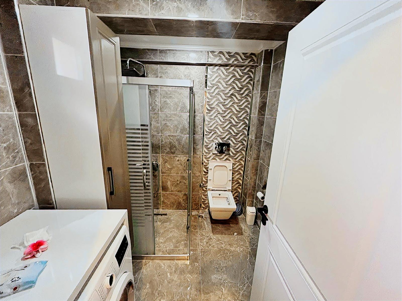 Dikili Çandarlı Eşyalı 3+1 lüks yapı köşe villa