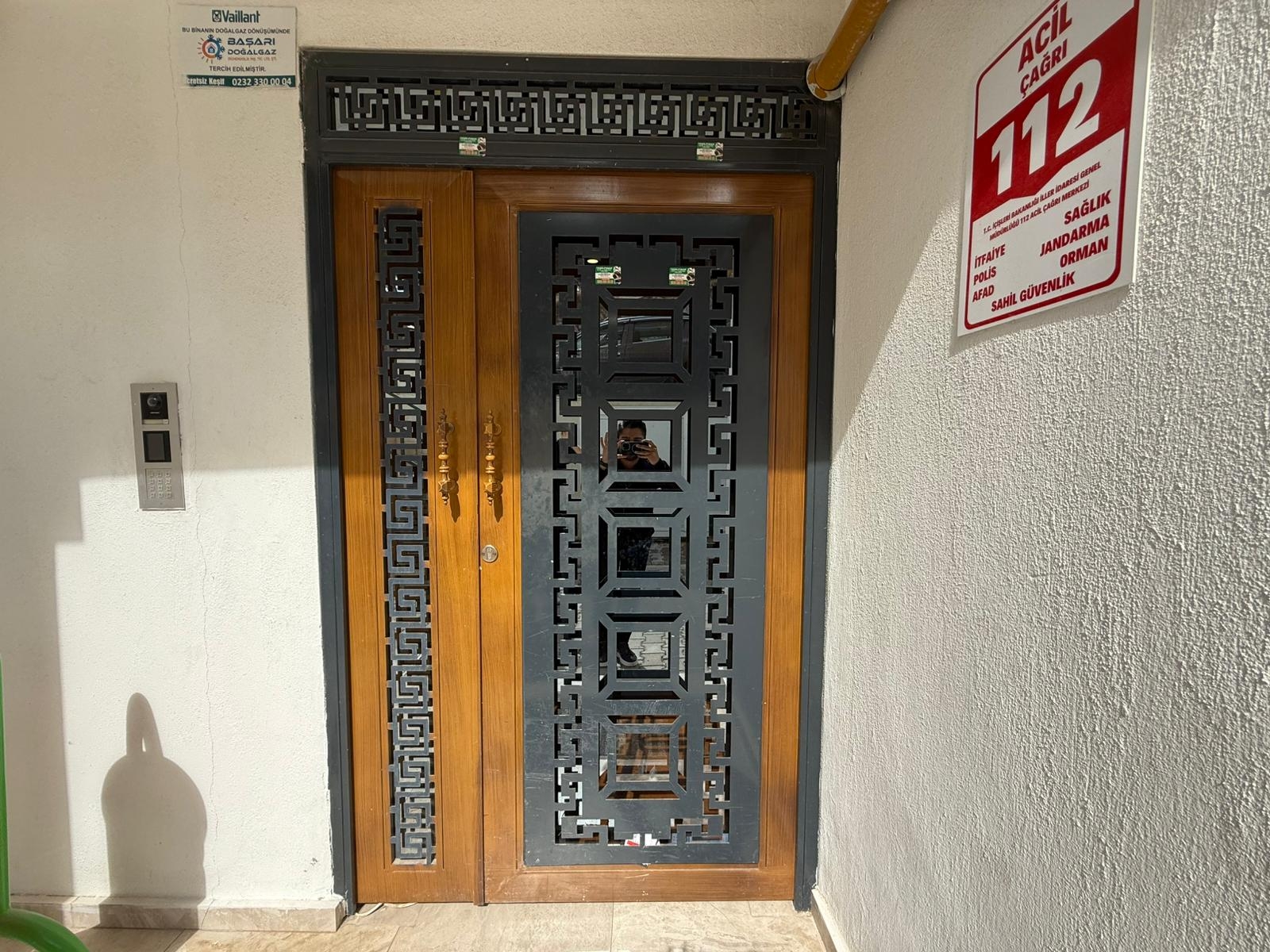 BANCO TERAS EVLERİN'DE 3+1 HAVUZ CEPHELİ TERASLI FIRSAT DAİRE
