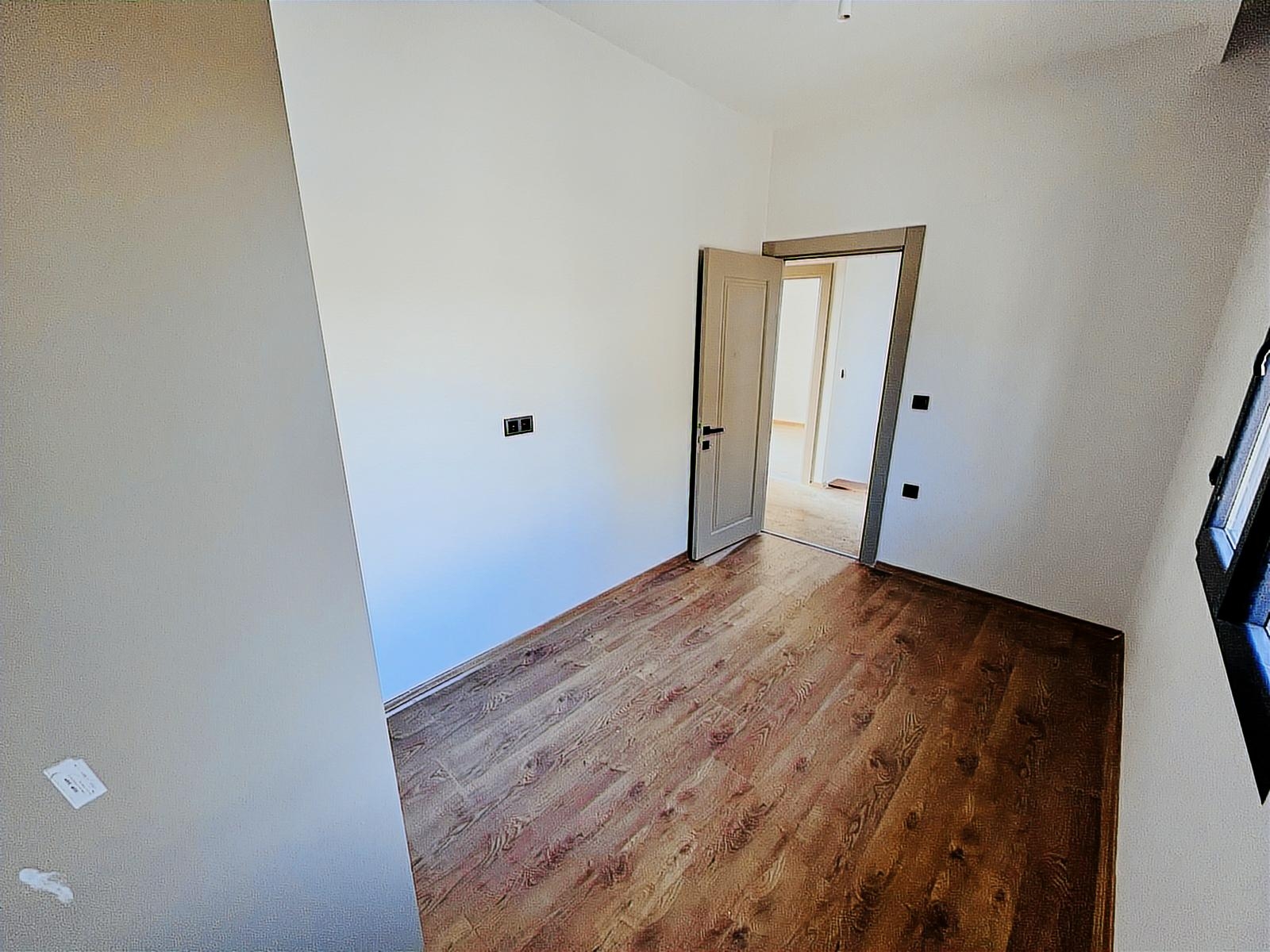 DİKİLİ Çandarlı Site İçİ güvenlik Müstakil Havuzlu 4+1Lüks Villa