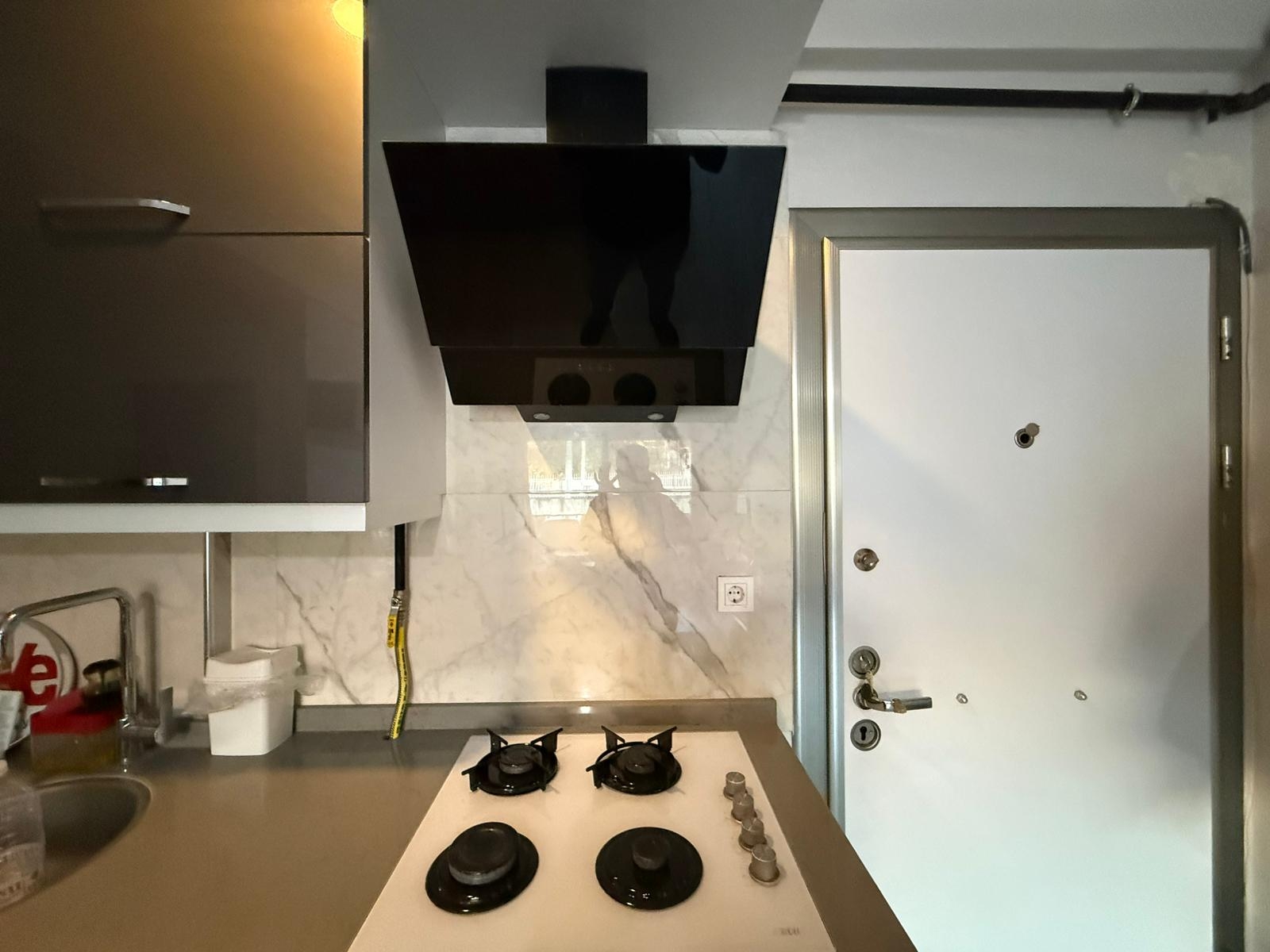 KÜÇÜK ÇİĞLİ'DE İZBAN YAKINI FIRSAT 1+1 SATILIK DAİRE