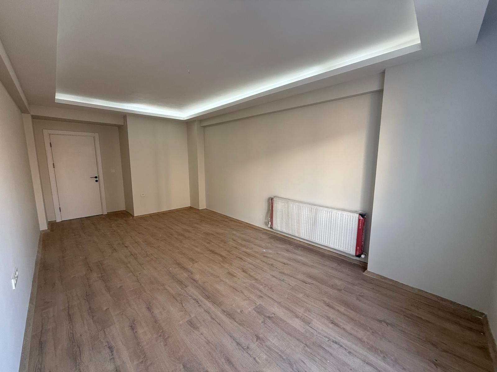 MENEMEN ULUS MAH. SATILIK LÜKS YAPI FIRSAT 2+1 DAİRE