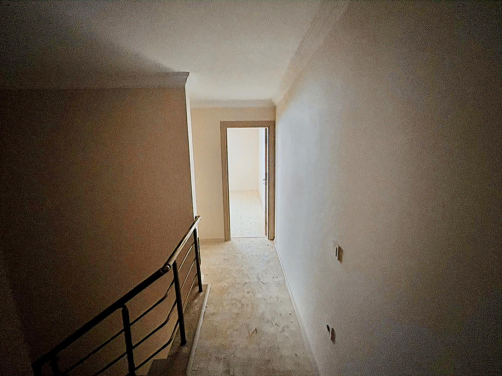 Menemen Seyrekte 5+1 Teraslı 200m2 Dubleks daire