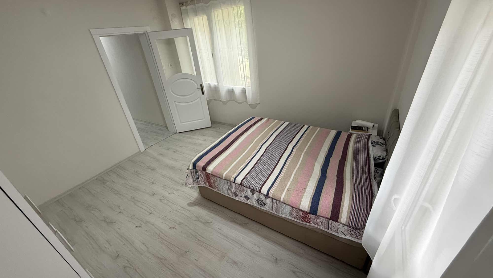Bergama Atatürk Mah.de 3+1 Geniş Kullanımlı Masrafsız Daire