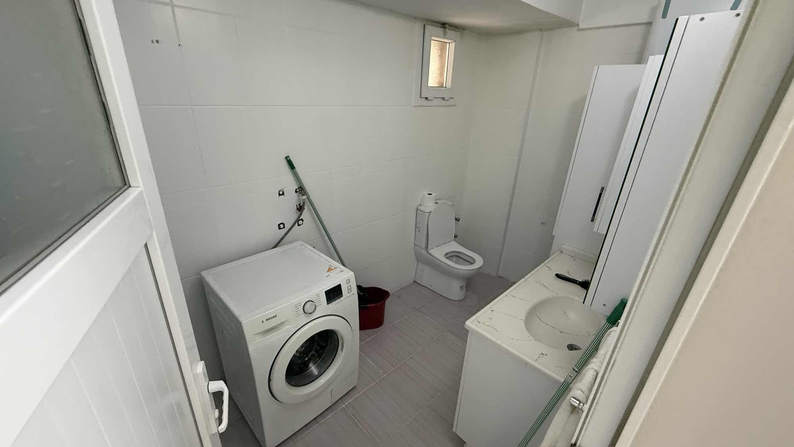 Bergama Atatürk Mah.de 3+1 Geniş Kullanımlı Masrafsız Daire