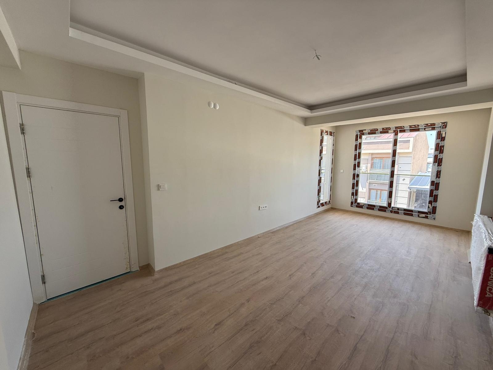 MENEMEN ULUS MAH. SATILIK LÜKS YAPI FIRSAT 4+1 DUBLEKS DAİRE