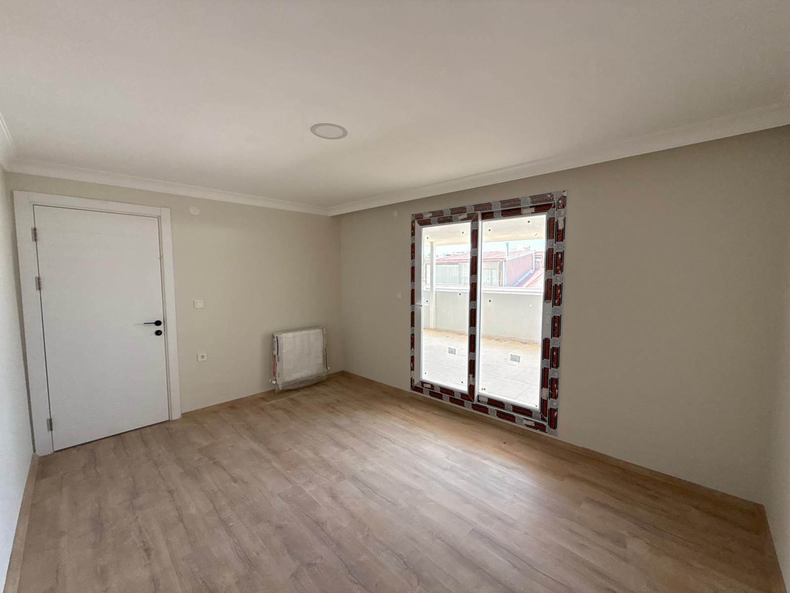 MENEMEN ULUS MAH. SATILIK LÜKS YAPI FIRSAT 4+1 DUBLEKS DAİRE