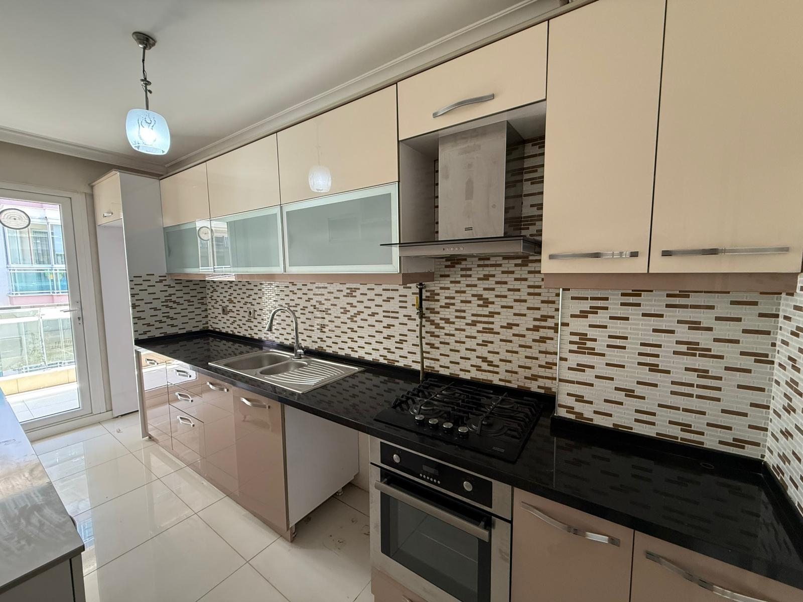 KARŞIYAKA DEDEBAŞI MAH. KİRALIK LÜKS YAPI FIRSAT 3+1 DAİRE