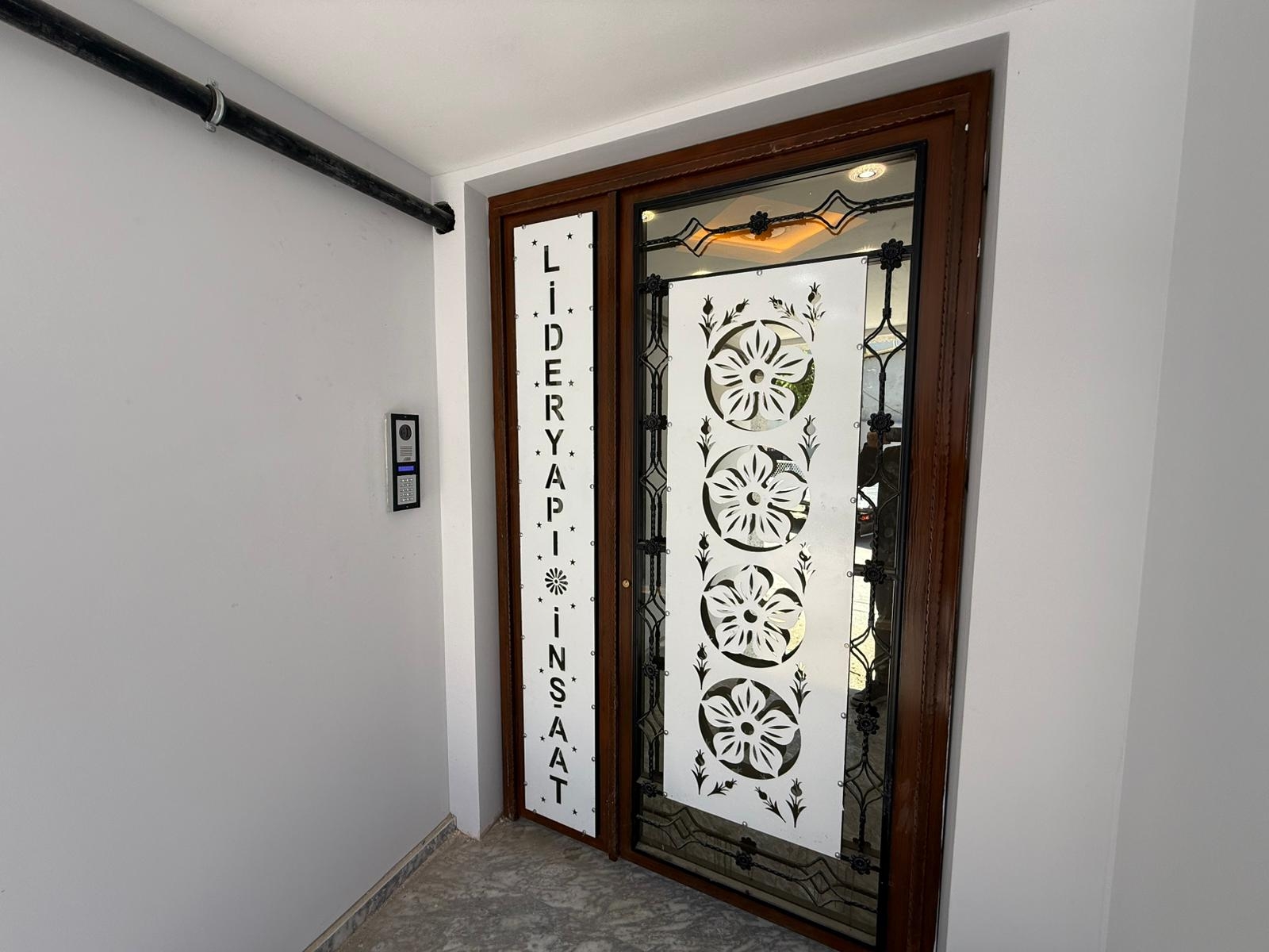 ÇİĞLİ ŞİRİNTEP MAH. SATILIK LÜKS YAPI FIRSAT SIFIR 1+1 DAİRE