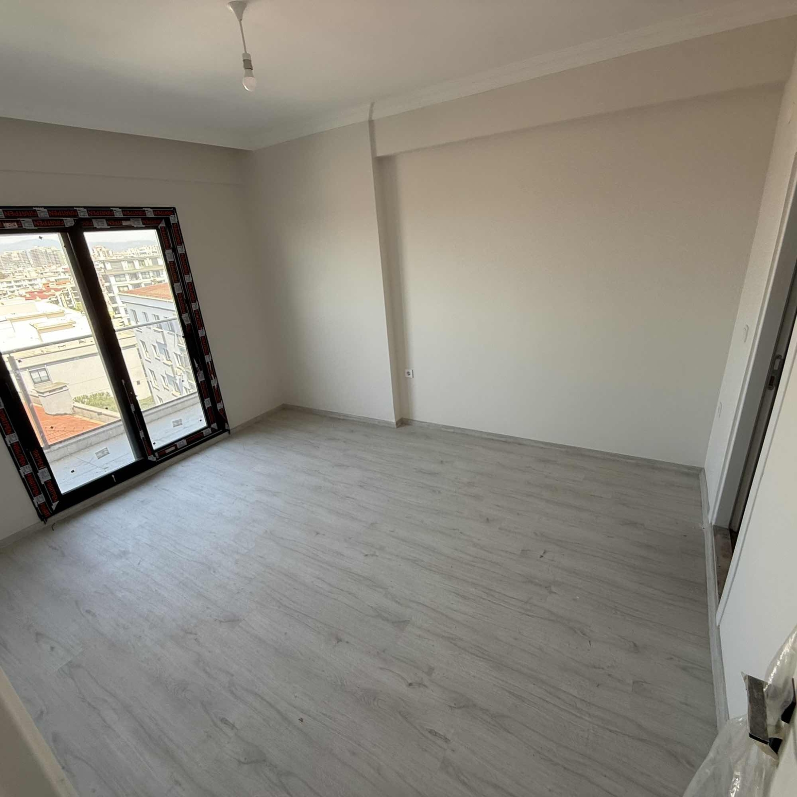 Menemen 9Eylül Mah Site İçinde havuzlu 3+1 Satılık Daire