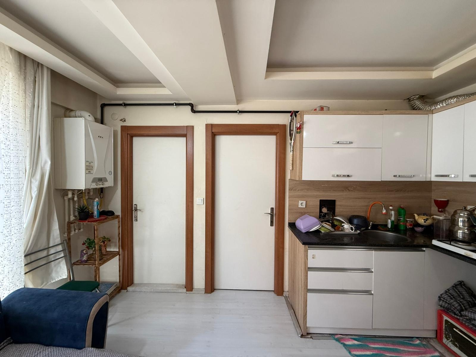 BUCA KURUÇEŞME MAH. SATILIK LÜKS YAPI FIRSAT 1+1 DAİRE