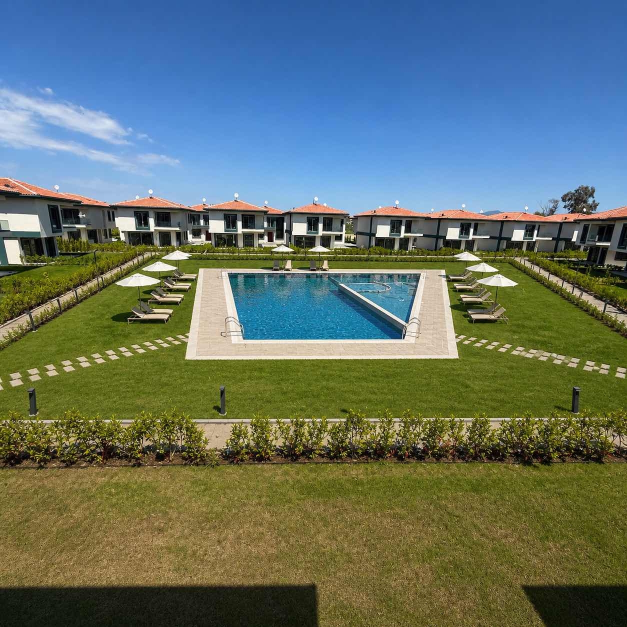 Menemen Günerli Akıllı Sistemli Lüks Dubleks Villa Havuzlu Site