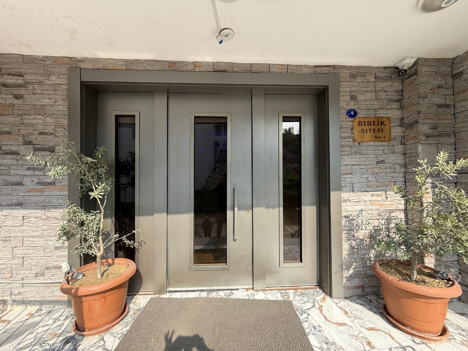 ULUKENT 9 EYLÜL MAH. SATILIK LÜKS YAPI FIRSAT 2+1 DAİRE