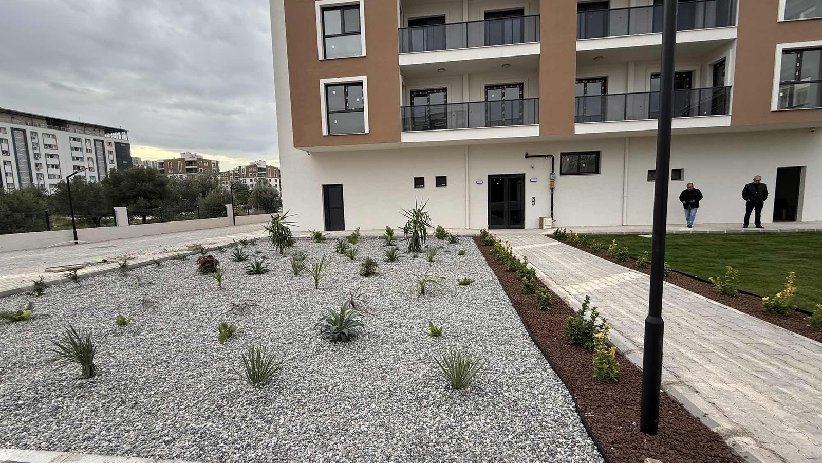 ÇİĞLİ HARMANDALI İNÖNÜ MAH. SİTE İÇİ 3+1 DOĞALGAZLI LÜKS DAİRE