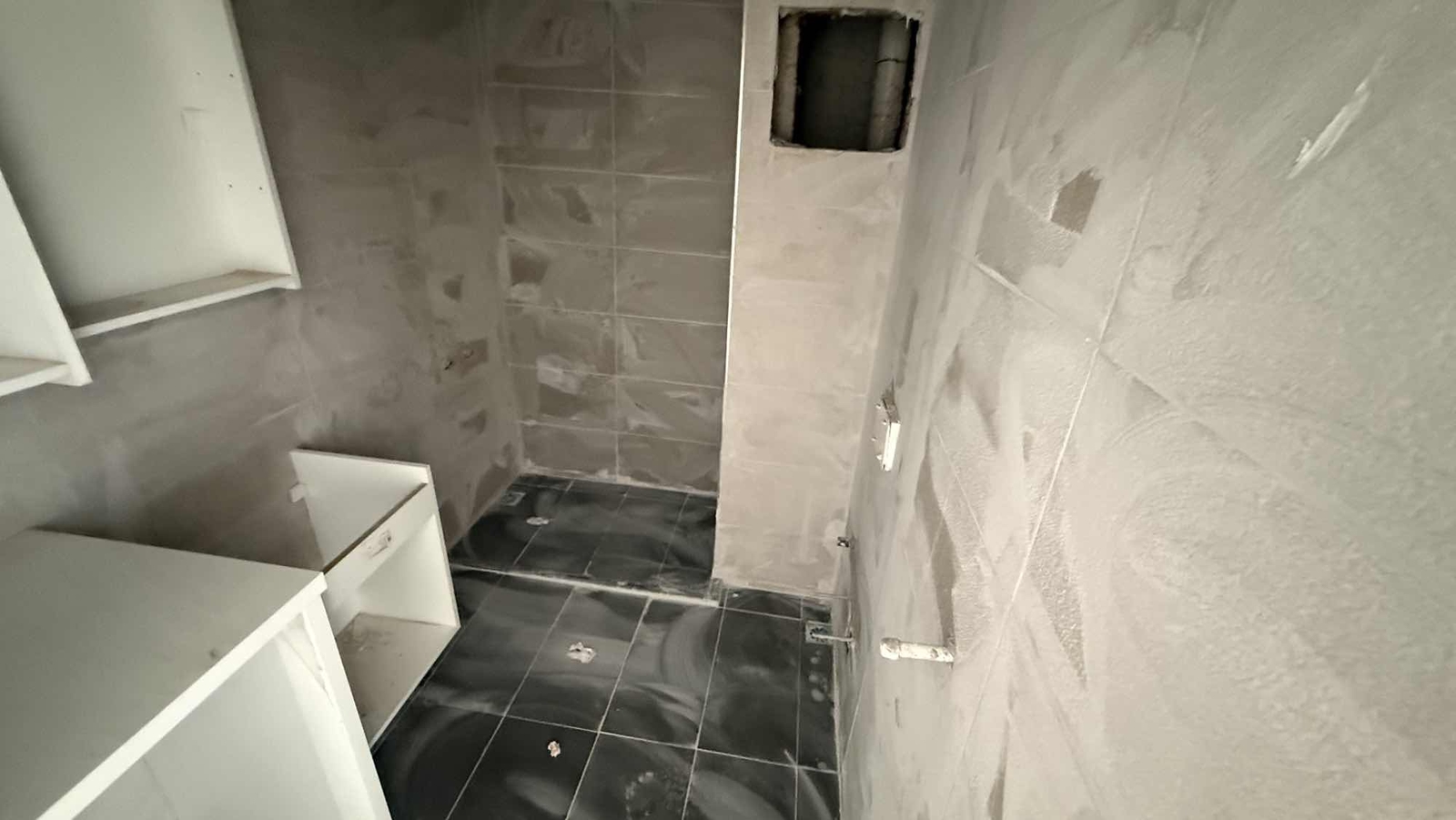 MENEMEN VİLLAKENTTE YATIRIMLIK SATILIK 1+1 DAİRE