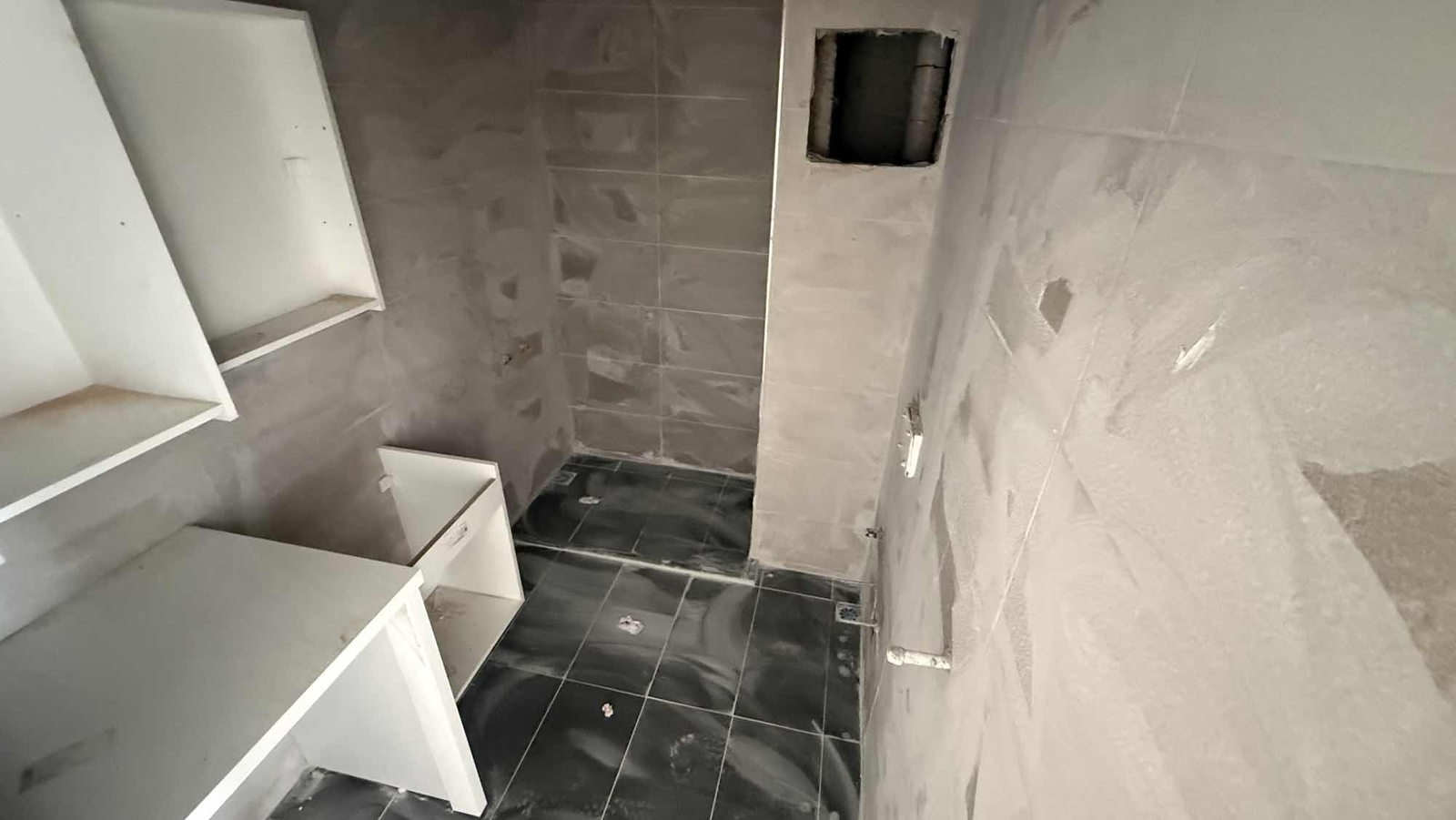 MENEMEN VİLLAKENTTE YATIRIMLIK SATILIK 1+1 DAİRE