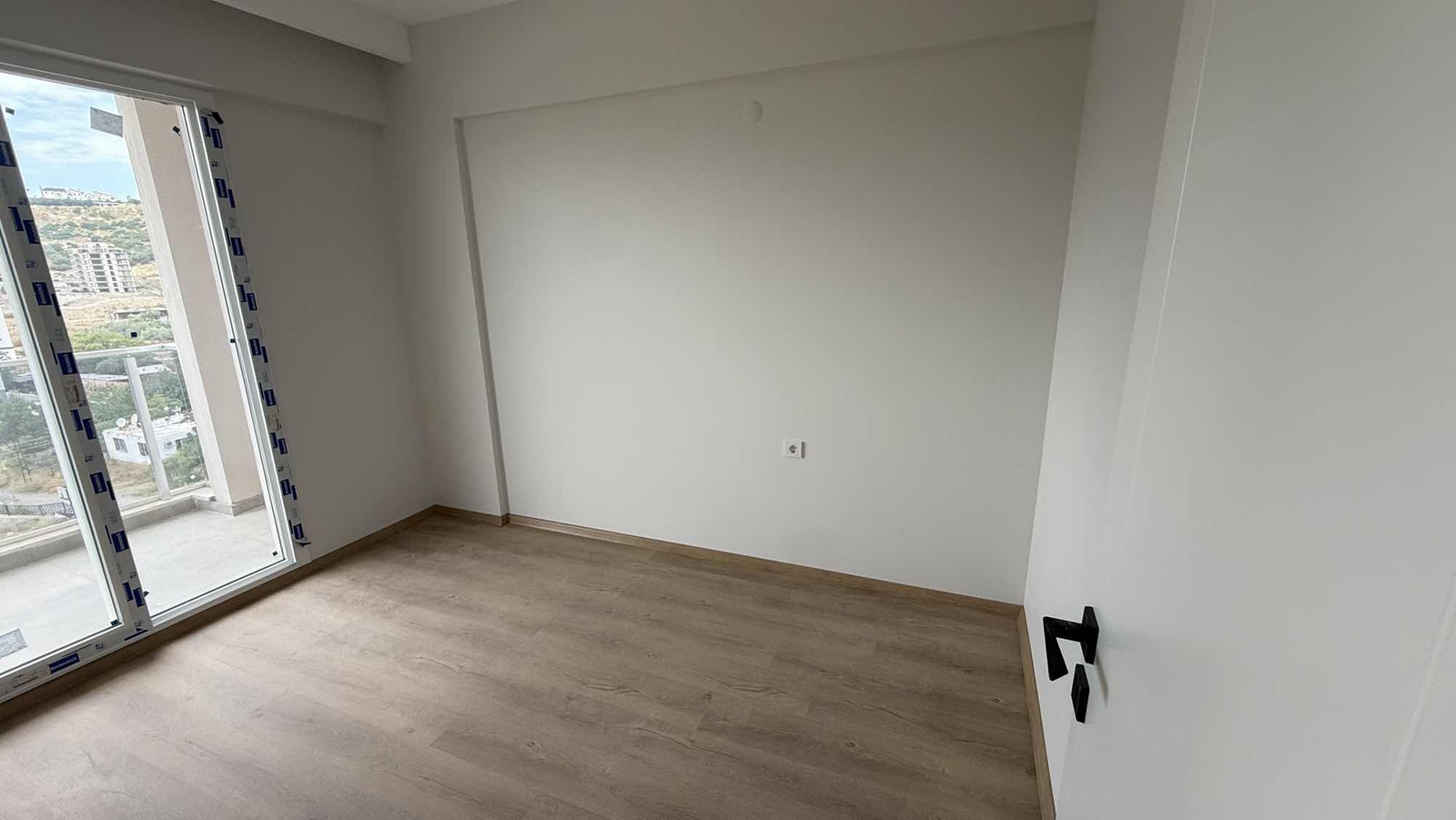 HAVUZLU SİTEDE | 1+1 SATILIK DAİRE | YÜKSEK KİRA GETİRİSİ